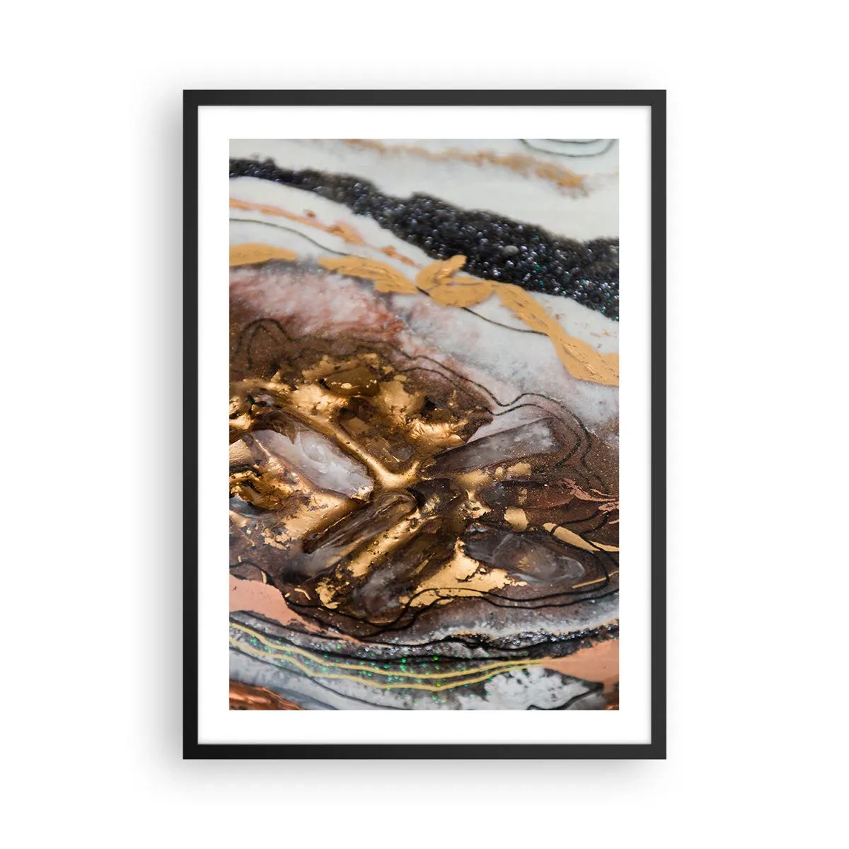Plakát v černém rámu - Abstraktní vzor v odstínech zlaté, černé a bílé, inspirovaný přírodou. - 50x70cm - Prvek země - Moderní nástěnná dekorace do obývacího pokoje a ložnice ARTTOR