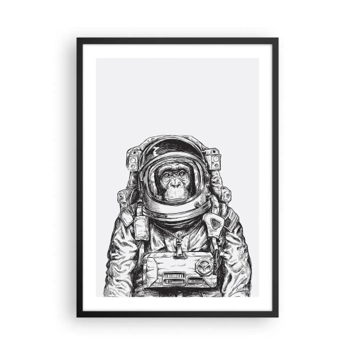 Plakát v černém rámu - Opice ve skafandru na bílém pozadí - 50x70cm - Alternativní vývoj - Moderní nástěnná dekorace do obývacího pokoje a ložnice ARTTOR