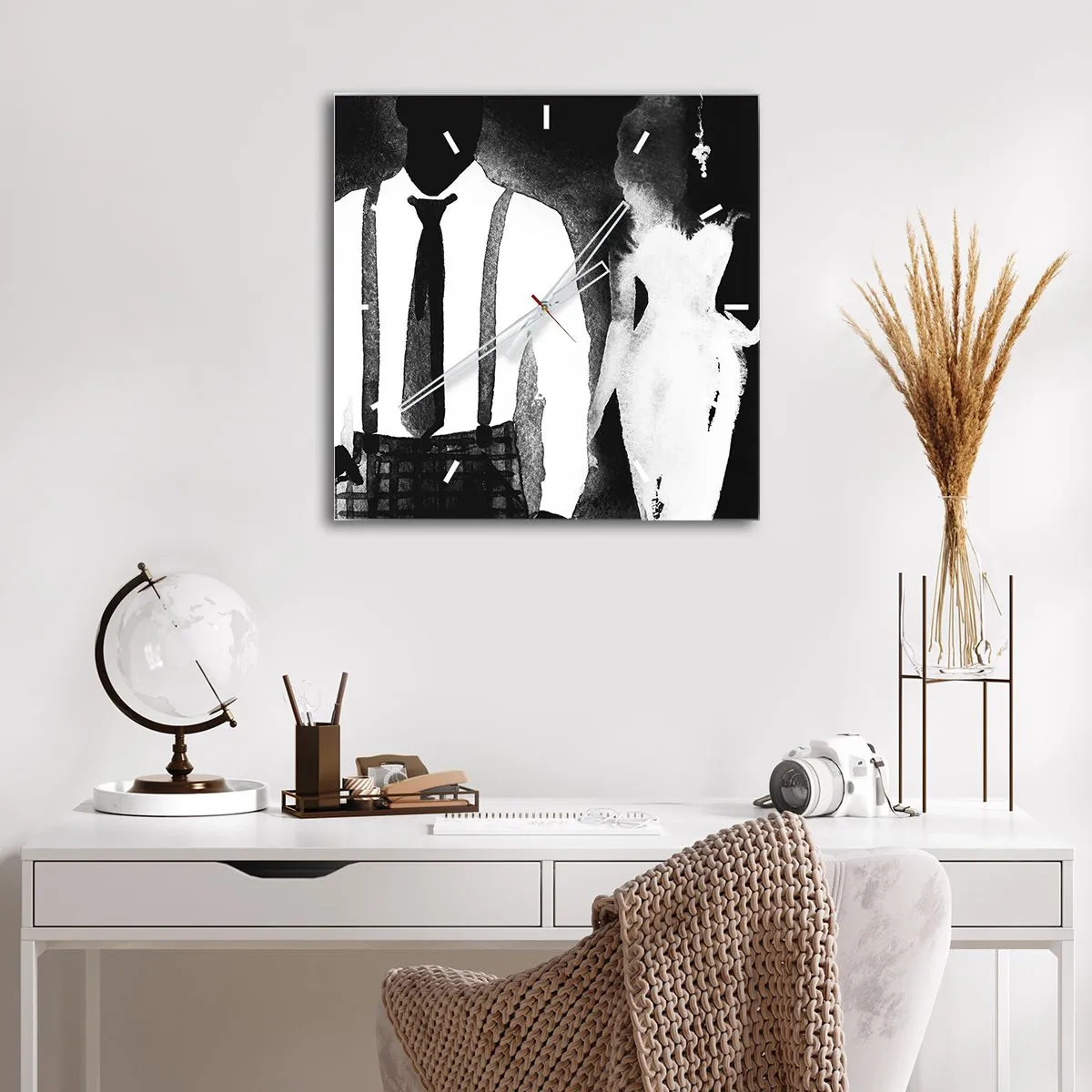 Nástěnné hodiny - Ve stylu noir - 30x30 cm