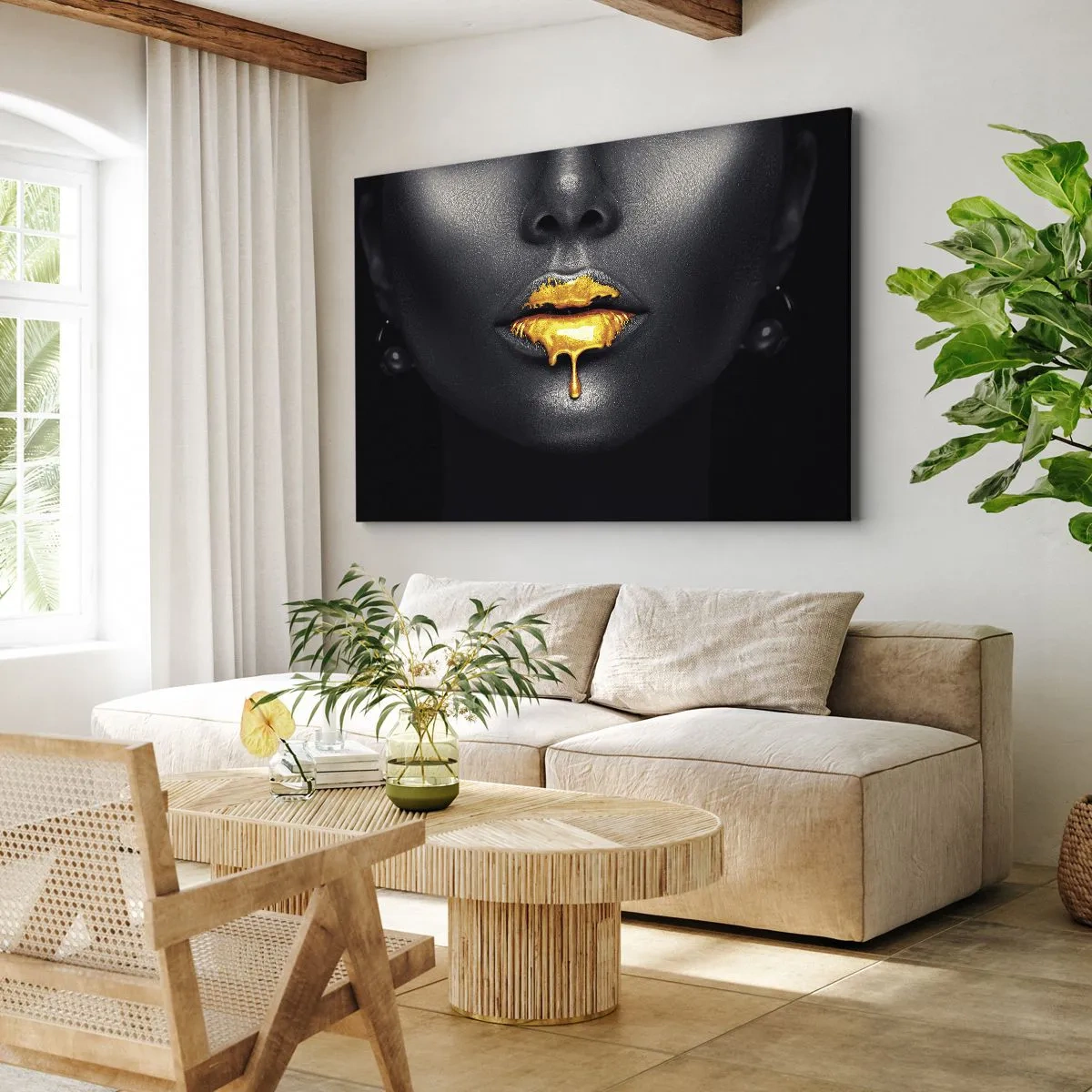 Obraz na plátně - Černozlatý portrét ženy s kapkou zlata na rtech - 70x50cm - Zlatoústá - Moderní nástěnná dekorace do obývacího pokoje a ložnice ARTTOR