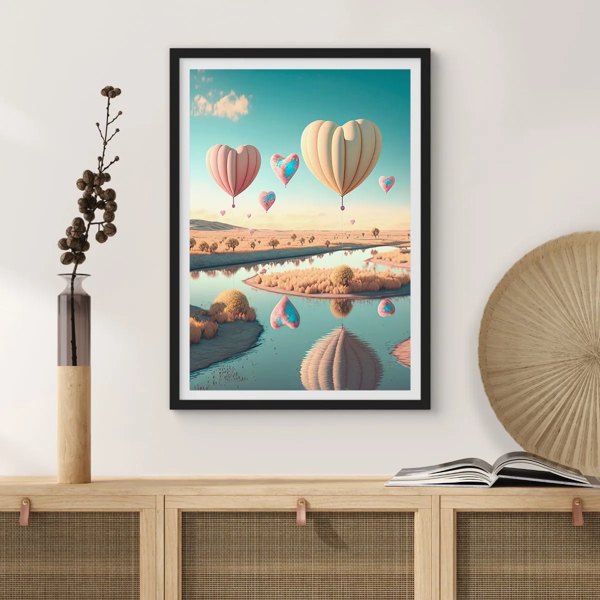 Plakát v černém rámu - Balónky ve tvaru srdce vznášející se nad krajinou - 50x70cm - Láska tě nechá vzlétnout - Moderní nástěnná dekorace do obývacího pokoje a ložnice ARTTOR