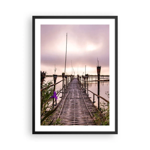 Plakát v černém rámu - Bambusový most přes klidnou vodu za soumraku - 50x70cm - Klid a pohoda Asie - Moderní nástěnná dekorace do obývacího pokoje a ložnice ARTTOR