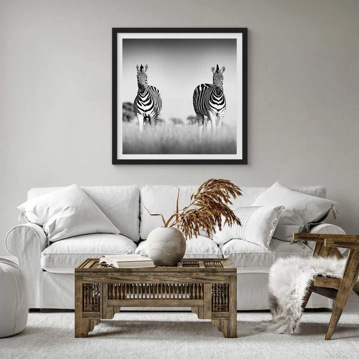 Plakát v černém rámu - A přesto je svět černo-bílý - 60x60 cm