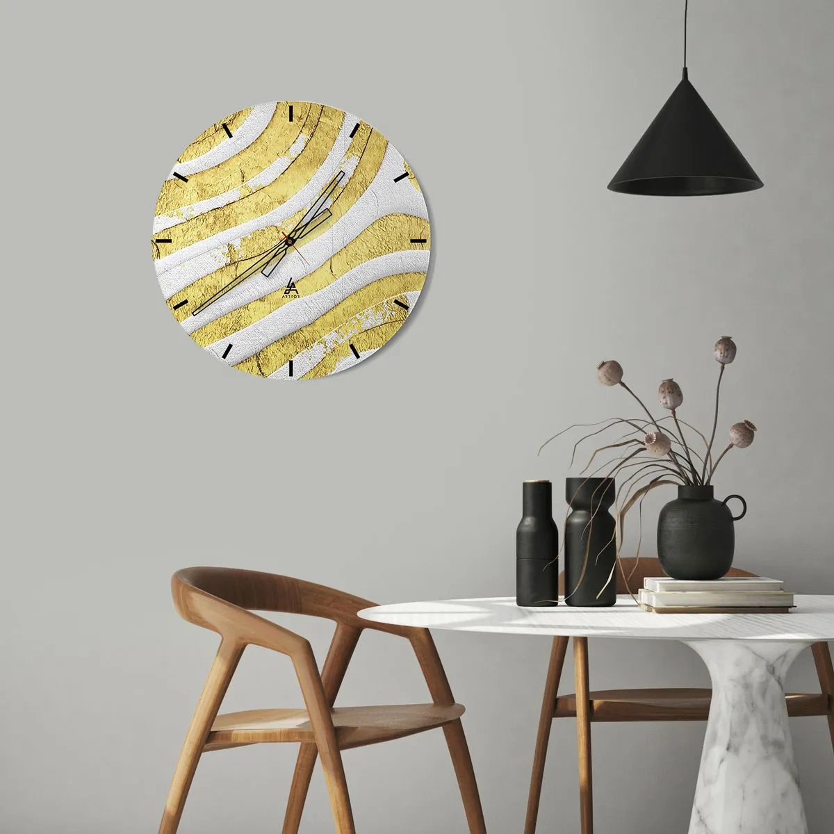 Nástěnné hodiny - Zlaté a bílé vlny v abstraktní textuře - 30x30cm - Kompozice v bílé a zlaté - Moderní nástěnná dekorace do obývacího pokoje, kuchyně a ložnice ARTTOR