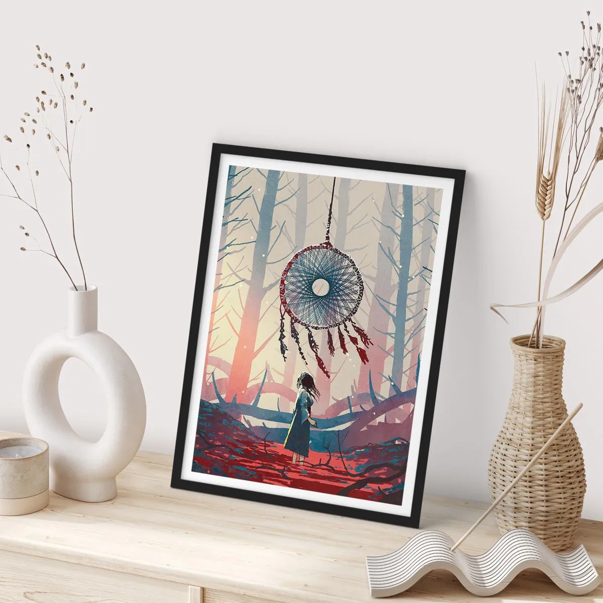 Plakát v černém rámu - Postava v lese s lapačem snů na pastelovém pozadí. - 50x70cm - Tajný rituál štěstí - Moderní nástěnná dekorace do obývacího pokoje a ložnice ARTTOR