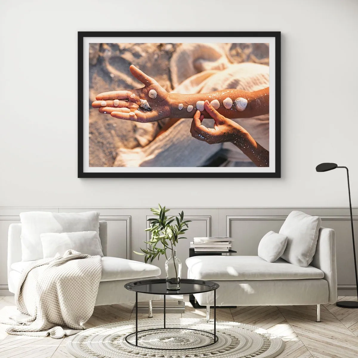 Plakát v černém rámu - Krása na dosah - 70x50 cm