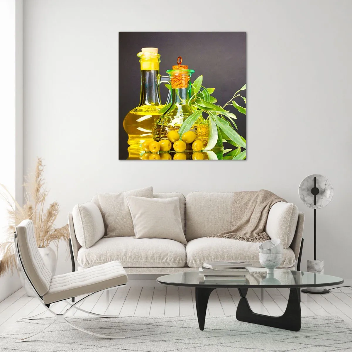 Obraz na skle - Zátiší s olivami a olejem - 50x50 cm
