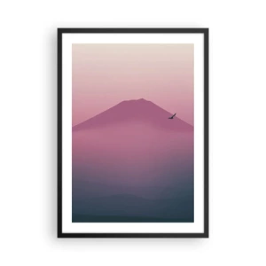 Plakát v černém rámu - Minimalistická horská krajina v odstínech růžové a fialové - 50x70cm - Poutníci nad oblaky - Moderní nástěnná dekorace do obývacího pokoje a ložnice ARTTOR