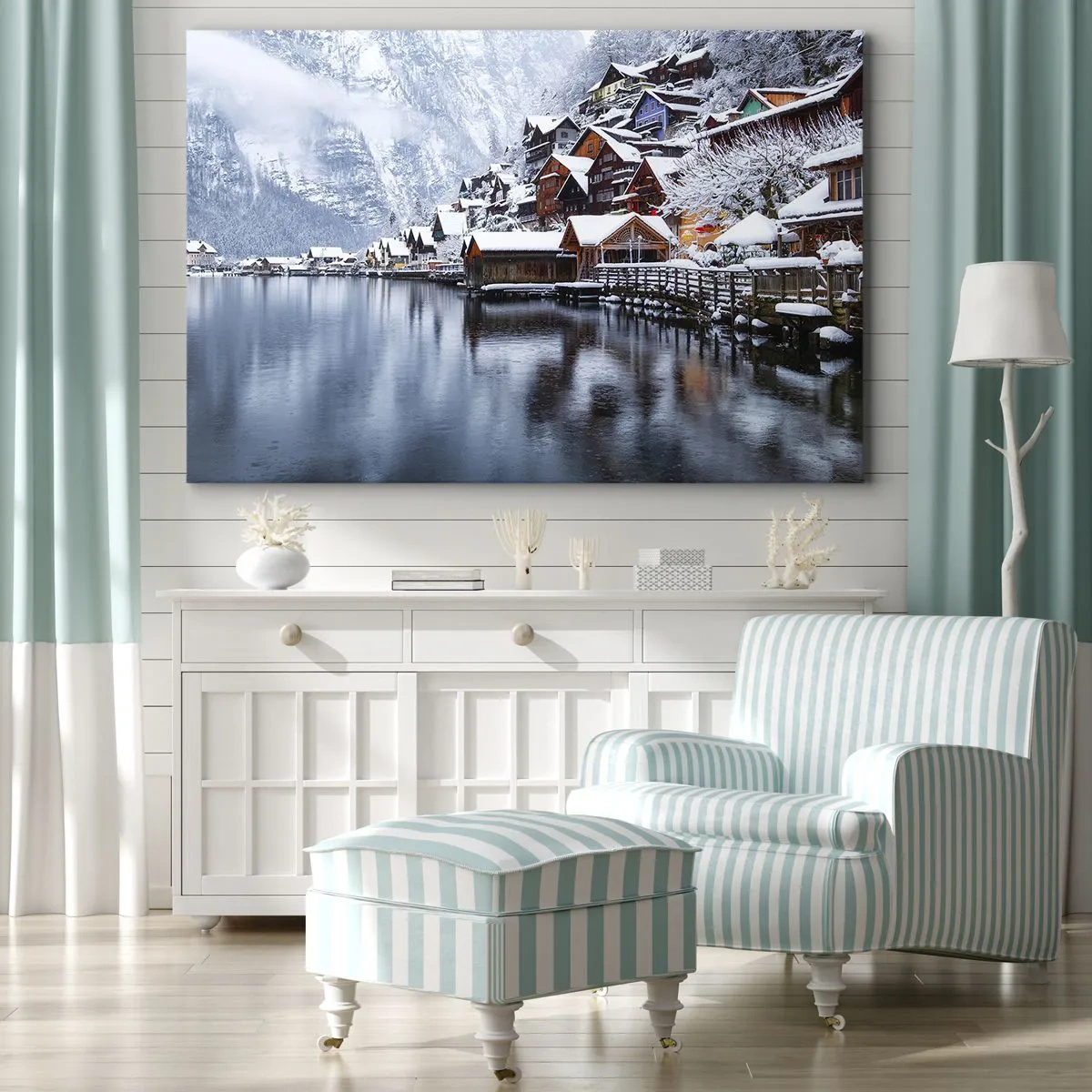 Obraz na plátně - Zimní pohled na horskou vesnici u jezera - 70x50cm - V zimní dekoraci - Moderní nástěnná dekorace do obývacího pokoje a ložnice ARTTOR