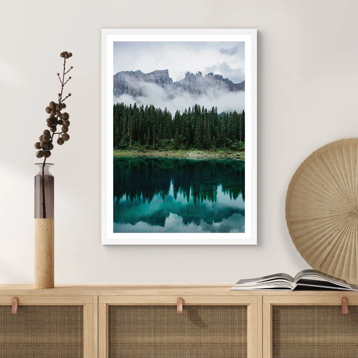 Plakát v bílém rámu - Tiše, tiše, neprobuďme spící vodu…. - 61x91 cm