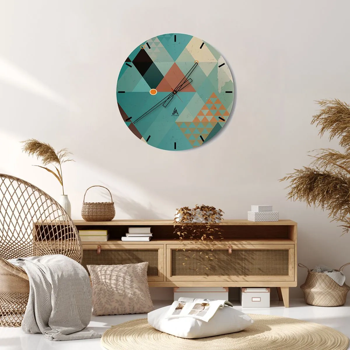 Nástěnné hodiny - Geometrická kompozice trojúhelníků v odstínech zelené a béžové. - 30x30cm - Jednota mnohosti, mnohost jednoty - Moderní nástěnná dekorace do obývacího pokoje, kuchyně a ložnice ARTTOR