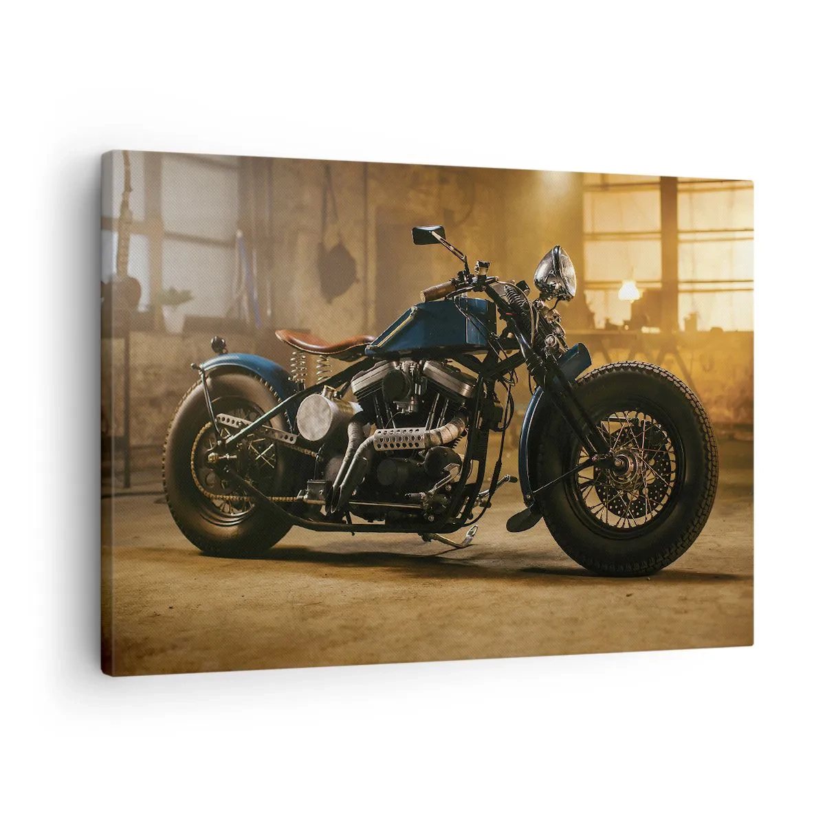 Obraz na plátně - Stylový motocykl v industriálním interiéru s teplým osvětlením - 70x50cm - Mohu všechno - Moderní nástěnná dekorace do obývacího pokoje a ložnice ARTTOR