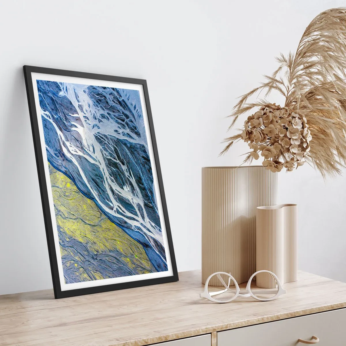 Plakát v černém rámu - Jeskynní malby přírody - 70x100 cm