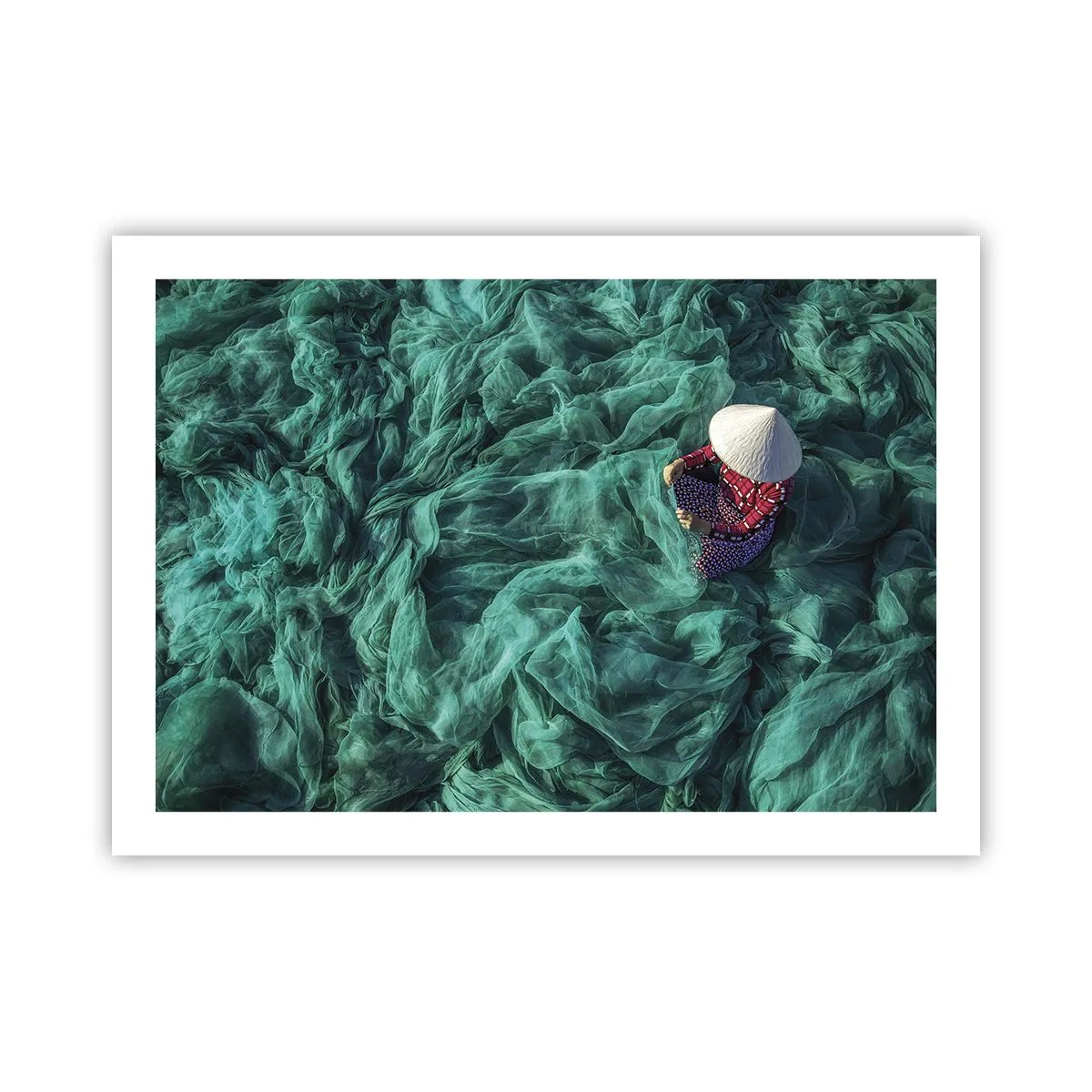 Plakát - V moři sítí - 70x50 cm