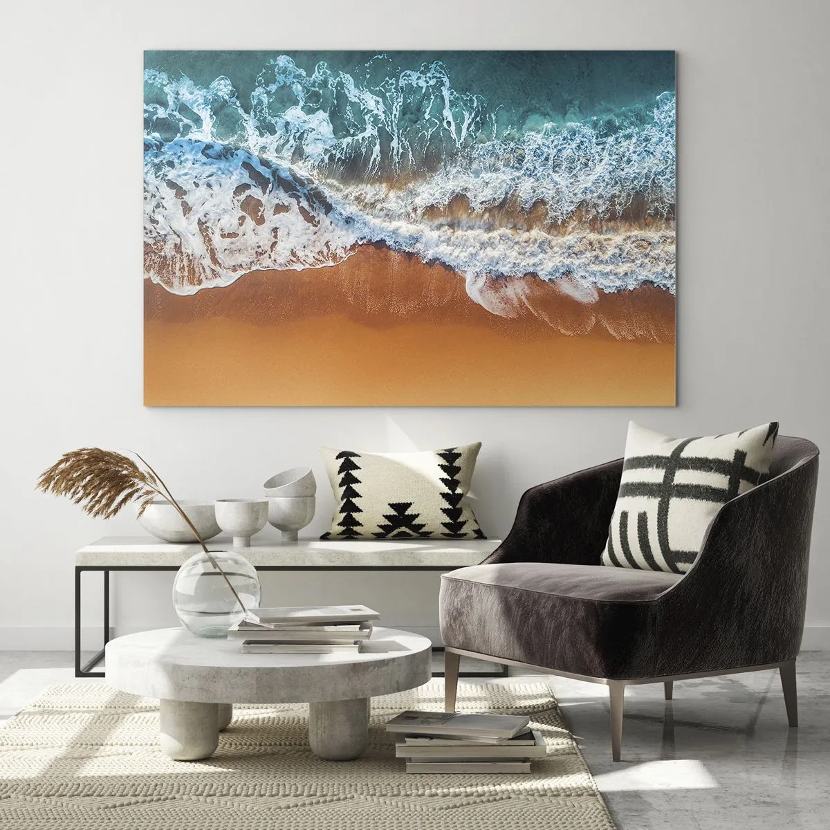 Obraz na skle - Pohled z ptačí perspektivy na oceánské vlny narážející do břehu - 70x50cm - Vždy pár - Moderní nástěnná dekorace do obývacího pokoje a ložnice ARTTOR