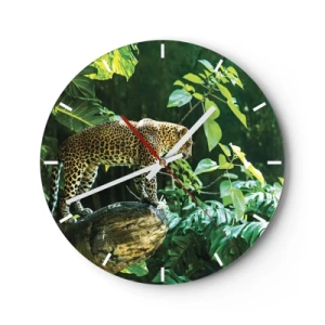Nástěnné hodiny - Leopard v džungli na pozadí zelených listů - 30x30cm - Na lov? - Moderní nástěnná dekorace do obývacího pokoje, kuchyně a ložnice ARTTOR