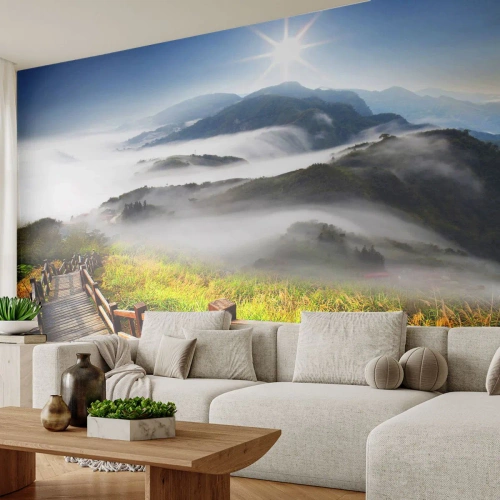 Fototapeta Samolepicí Deluxe Sticker - Utkané ze záře a mlhy - Krajina, hory, národní park - 250x175 cm