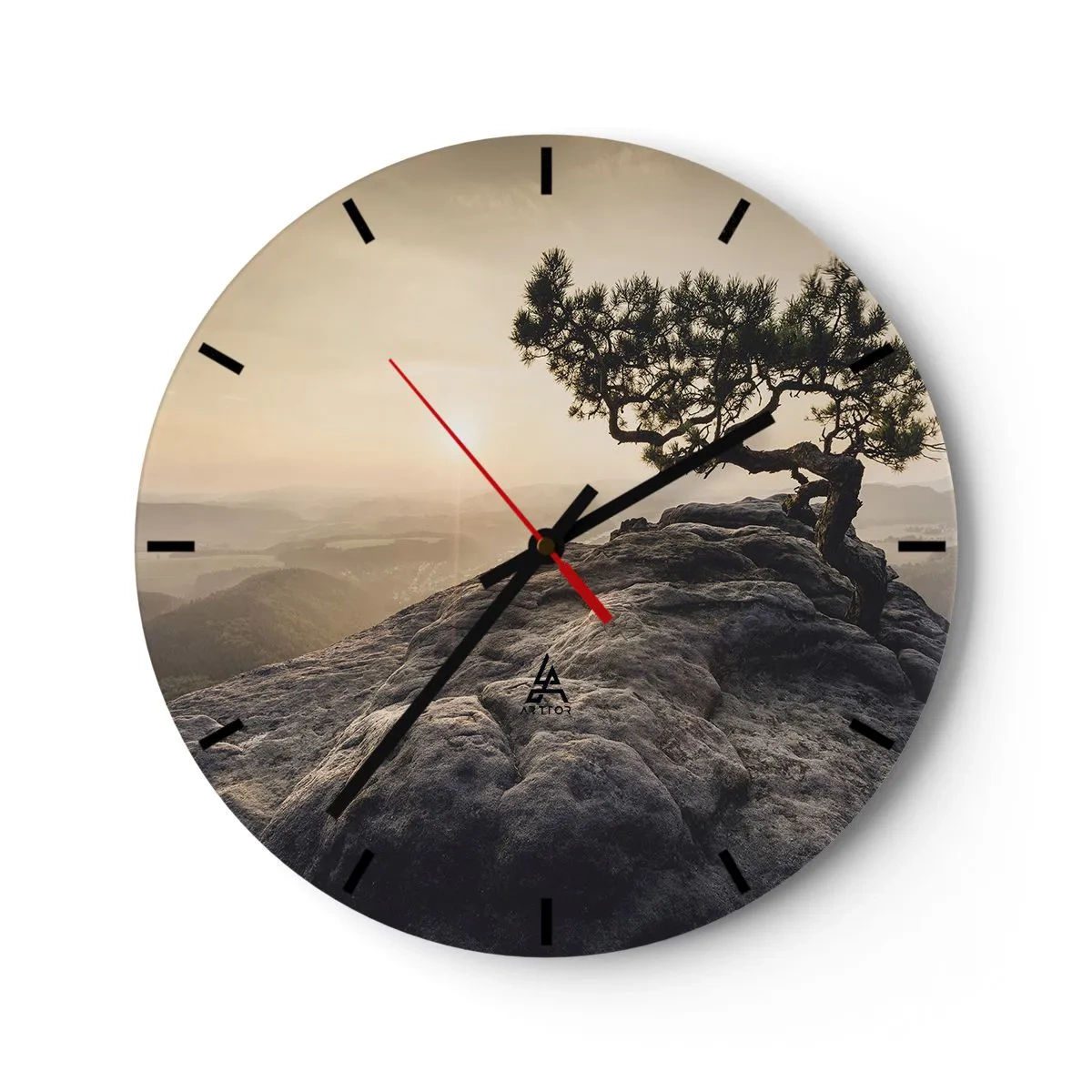 Nástěnné hodiny - Osamělý strom na skále při západu slunce - 30x30cm - Život vždy vítězí - Moderní nástěnná dekorace do obývacího pokoje, kuchyně a ložnice ARTTOR
