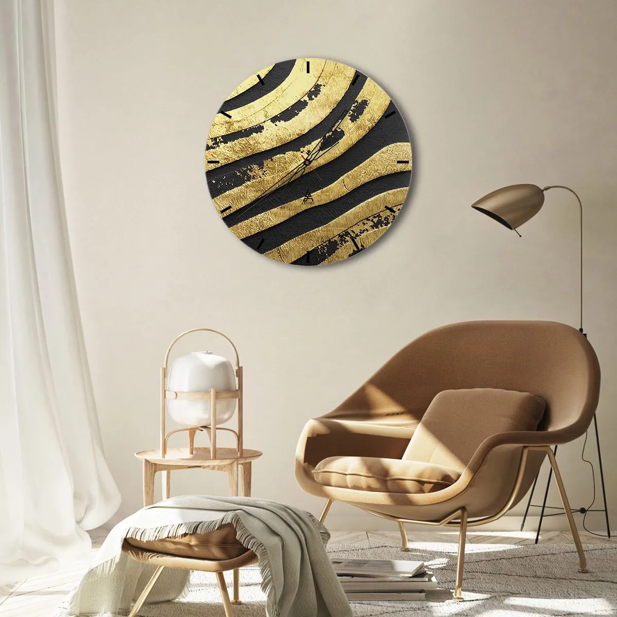 Nástěnné hodiny - Abstraktní vzor ve zlaté a černé barvě - 30x30cm - Vše plyne - Moderní nástěnná dekorace do obývacího pokoje, kuchyně a ložnice ARTTOR