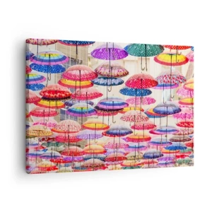 Obraz na plátně - Barevné deštníky zavěšené ve vzduchu - 70x50cm - Městská louka - Moderní nástěnná dekorace do obývacího pokoje a ložnice ARTTOR