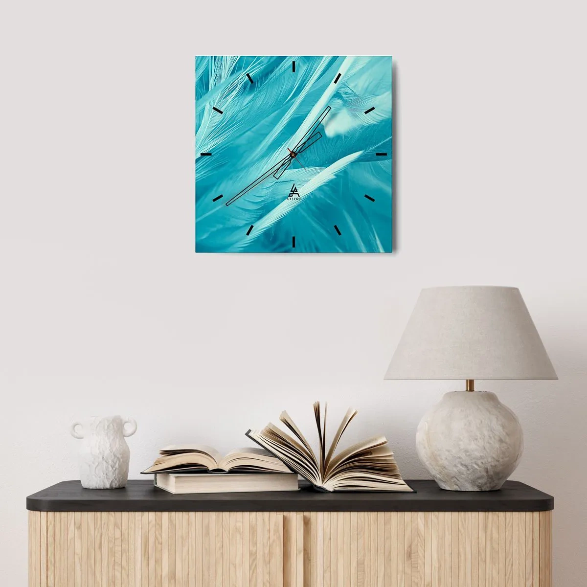 Nástěnné hodiny - Utonout v chmýří - 30x30 cm