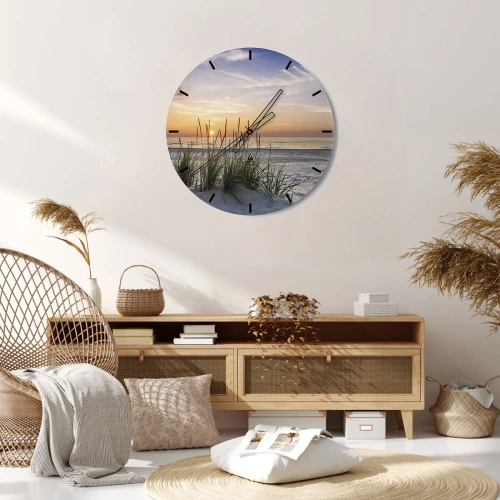 Nástěnné hodiny - Krásná plážová krajina při západu slunce s trávami v pozadí - 30x30cm - Podívej se, představ si a pociť - Moderní nástěnná dekorace do obývacího pokoje, kuchyně a ložnice ARTTOR