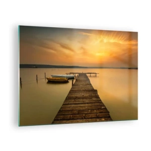 Obraz na skle - Molo na jezeře při západu slunce s lodí - 70x50cm - Otevřu ti zlaté nebe - Moderní nástěnná dekorace do obývacího pokoje a ložnice ARTTOR