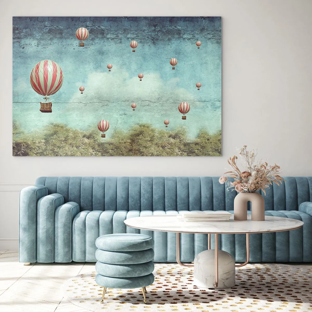 Obraz na skle - Balóny vznášející se nad zelenou krajinou - 70x50cm - Osvobozeni od shonu života - Moderní nástěnná dekorace do obývacího pokoje a ložnice ARTTOR