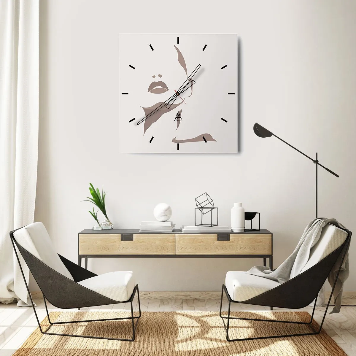 Nástěnné hodiny - Stvořená ze světla a stínu - 30x30 cm