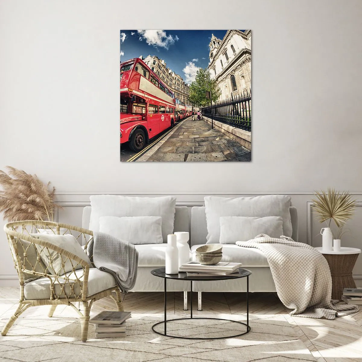 Obraz na skle - Londýnská ulice v šedé a červené - 30x30 cm