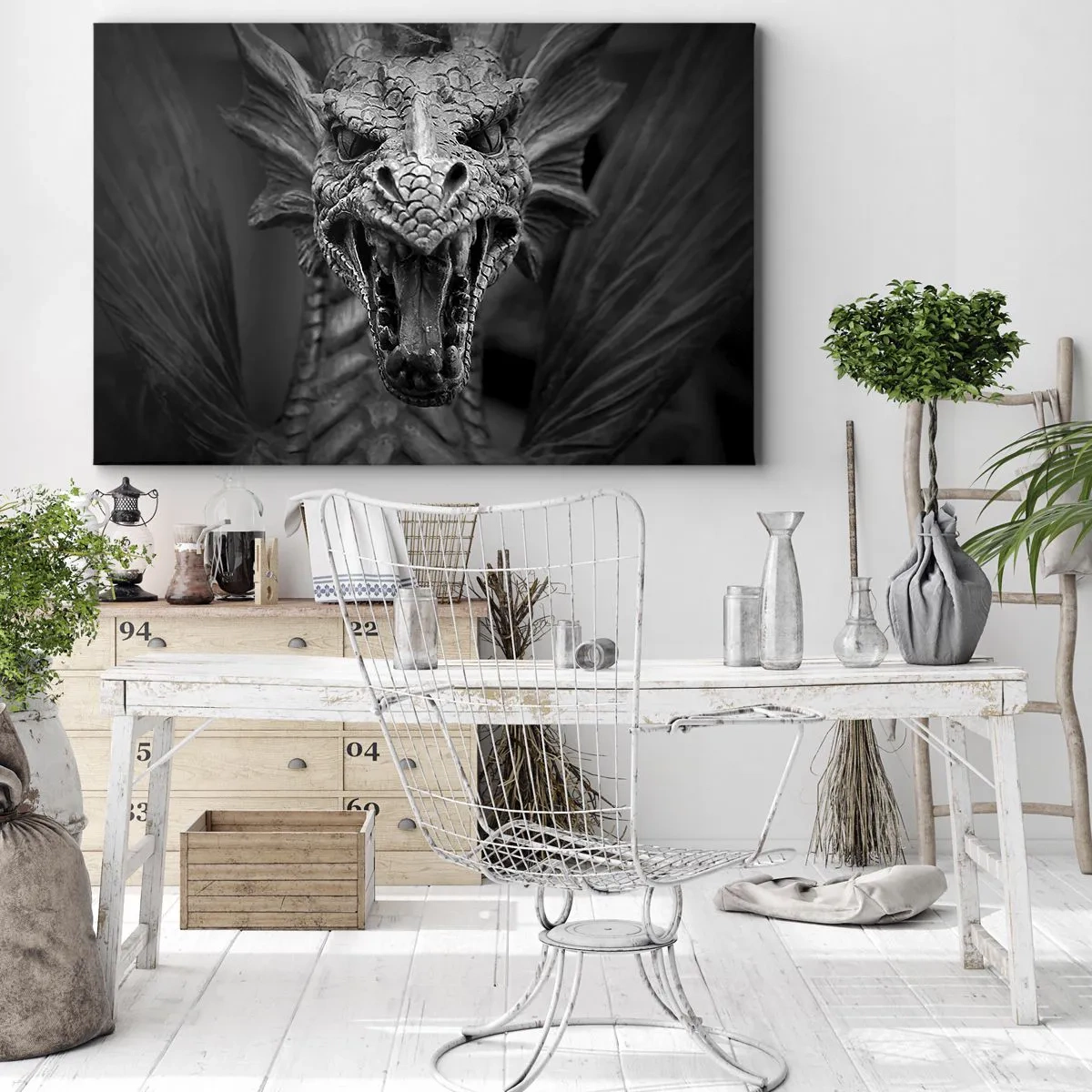 Obraz na plátně - Hrozivá dračí hlava v černé a bílé barvě s výraznými detaily. - 70x50cm - Pohádkový drak v šedi - Moderní nástěnná dekorace do obývacího pokoje a ložnice ARTTOR