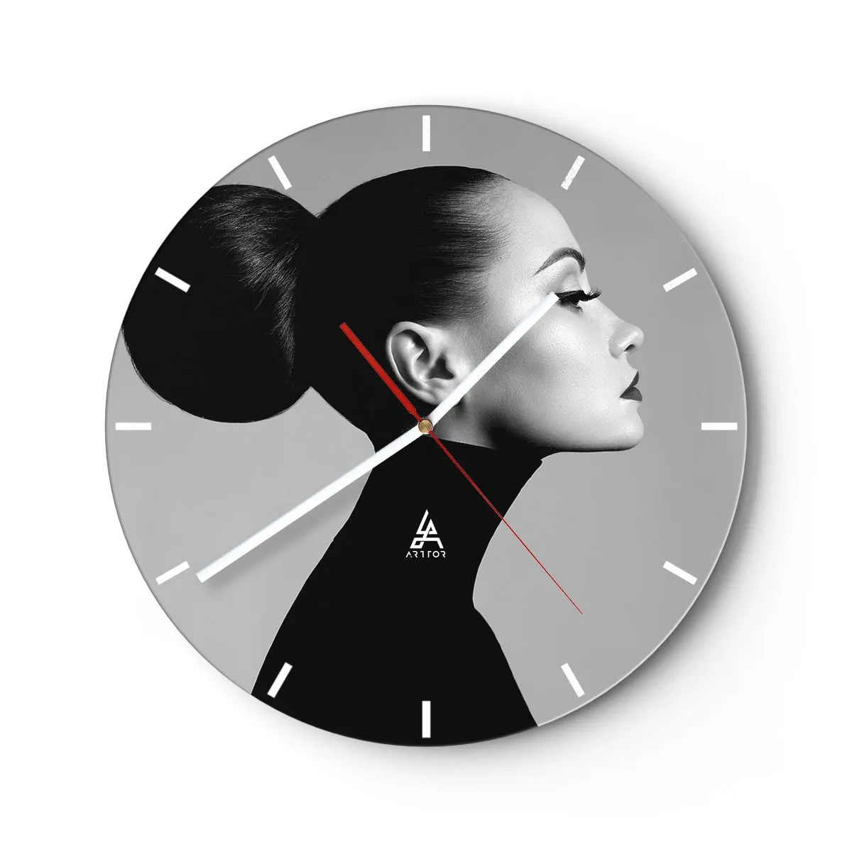 Nástěnné hodiny - Profil ženy v uměleckém stylu na šedém pozadí - 30x30cm - Moderní Nefertiti - Moderní nástěnná dekorace do obývacího pokoje, kuchyně a ložnice ARTTOR