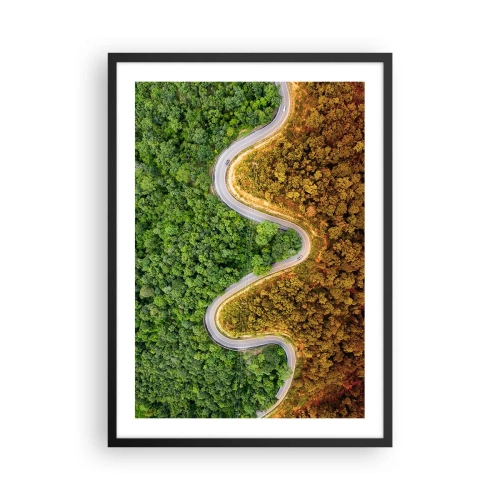 Plakát v černém rámu - Cesta se vine lesem rozděleným na zelenou a podzimní část - 50x70cm - Hranice a průlomy - Moderní nástěnná dekorace do obývacího pokoje a ložnice ARTTOR