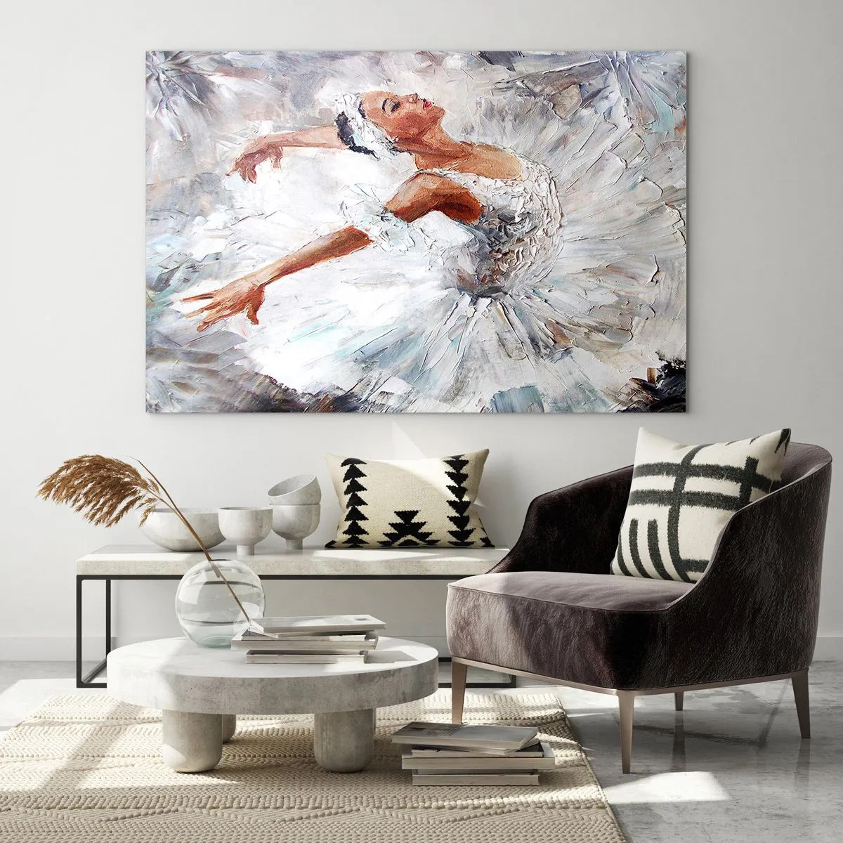 Obraz na skle - Baletka v bílém oblečení v dynamické póze - 70x50cm - Jemná a lehká jako tyl - Moderní nástěnná dekorace do obývacího pokoje a ložnice ARTTOR