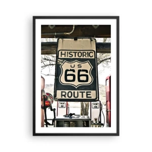 Plakát v černém rámu - Značka Route 66 před čerpací stanicí - 50x70cm - Americká retro cesta - Moderní nástěnná dekorace do obývacího pokoje a ložnice ARTTOR