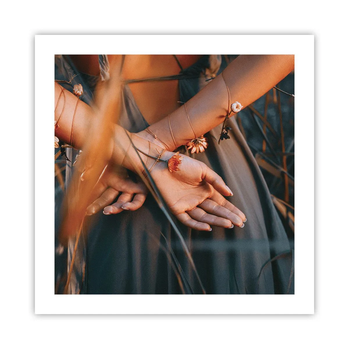 Plakát - Propojená s přírodou - 50x50 cm