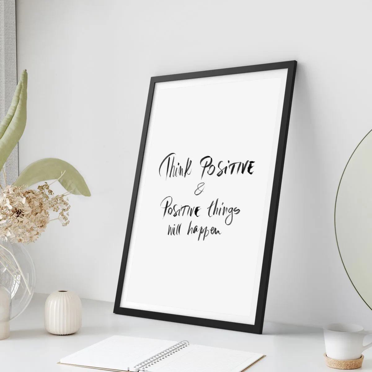 Plakát v černém rámu - Motivační nápis v černobílém stylu - 50x70cm - Jak žít? - Moderní nástěnná dekorace do obývacího pokoje a ložnice ARTTOR