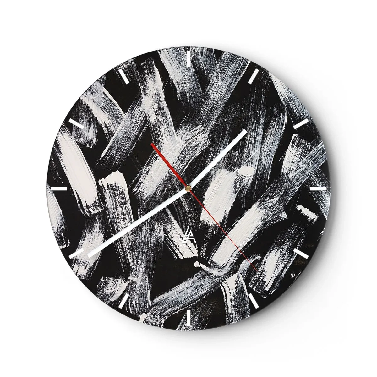 Nástěnné hodiny - Bílé tahy štětcem na černém pozadí v industriálním stylu - 30x30cm - Abstrakce v industriálním duchu - Moderní nástěnná dekorace do obývacího pokoje, kuchyně a ložnice ARTTOR