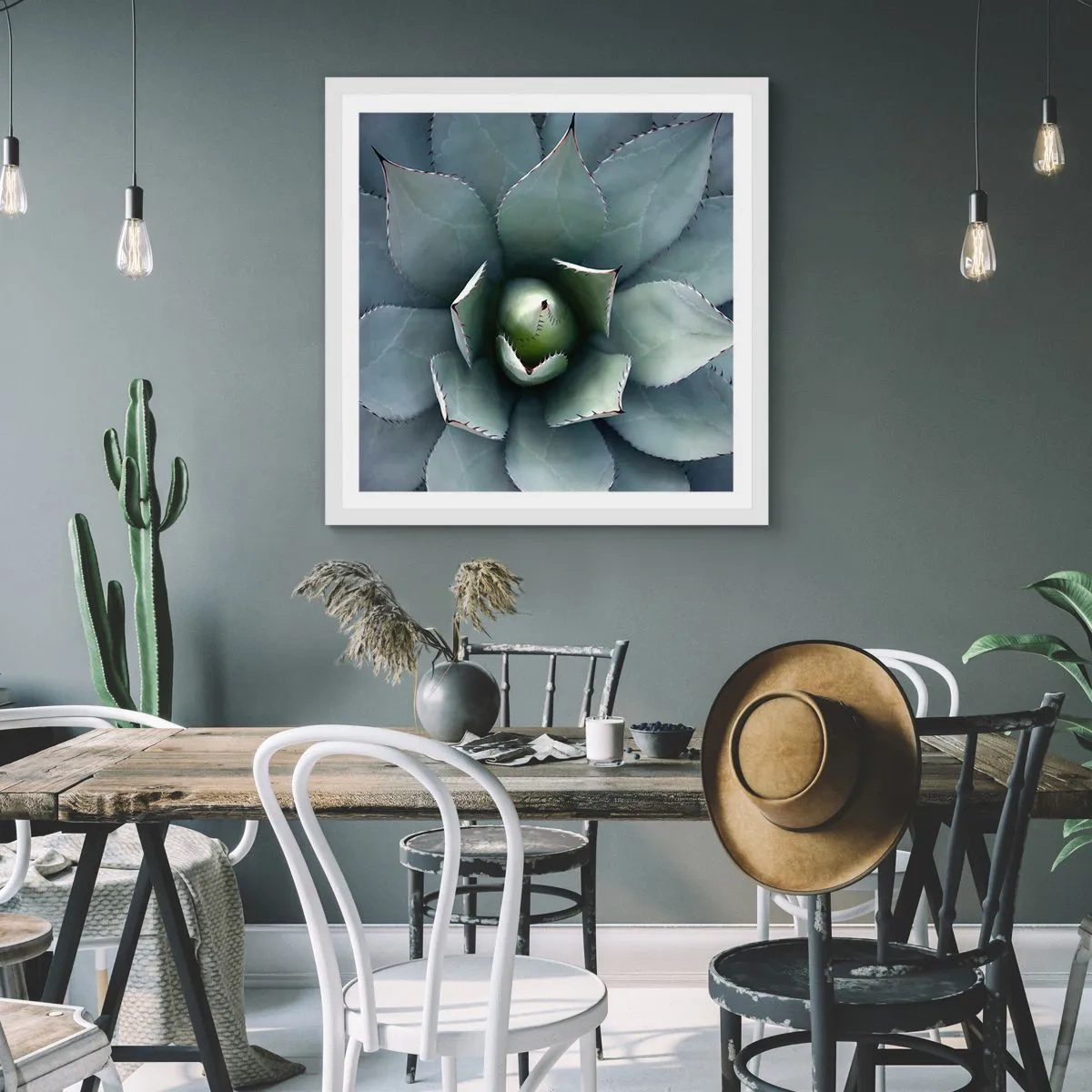 Plakát v bílém rámu - Svádí a varuje - 50x50 cm