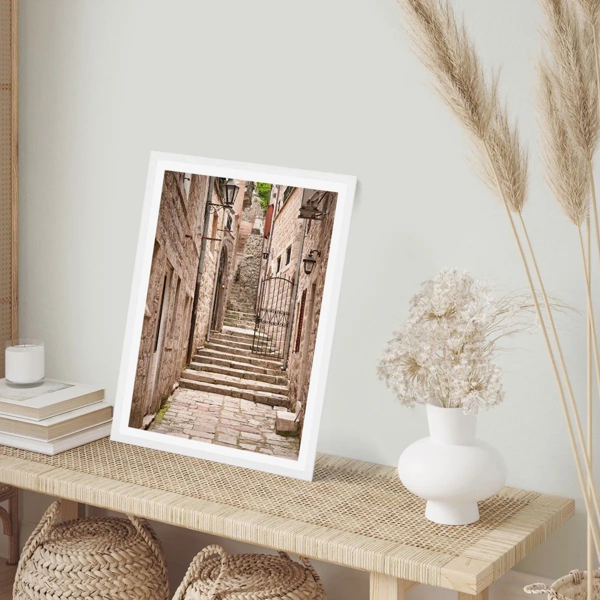 Plakát v bílém rámu - Kouzelná stará ulička - 50x70 cm