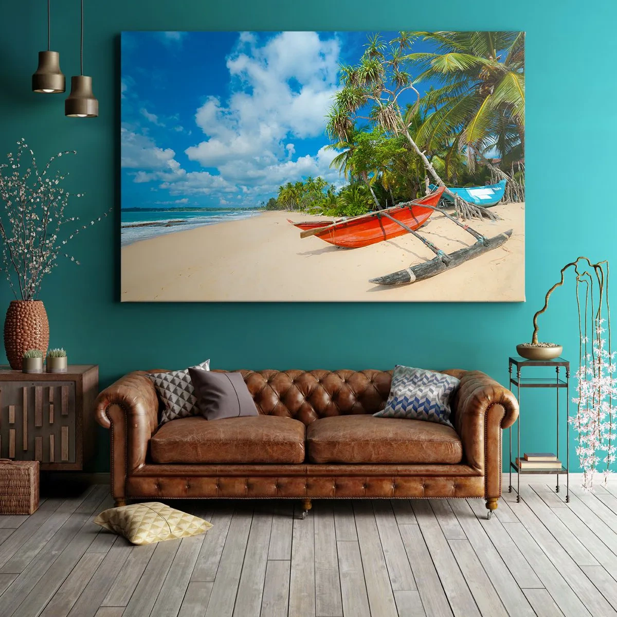 Obraz na plátně - Tropická pláž s palmami a barevnými loděmi - 70x50cm - Kouzlo tropů - Moderní nástěnná dekorace do obývacího pokoje a ložnice ARTTOR