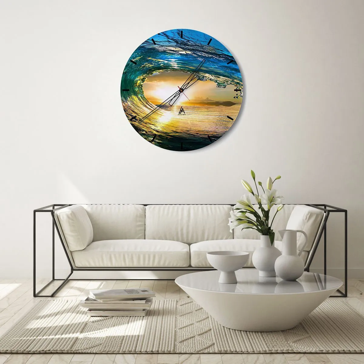 Nástěnné hodiny - Mořské vlny ve světle zapadajícího slunce - 30x30cm - Ve smaragdově-zlatém křišťálu - Moderní nástěnná dekorace do obývacího pokoje, kuchyně a ložnice ARTTOR