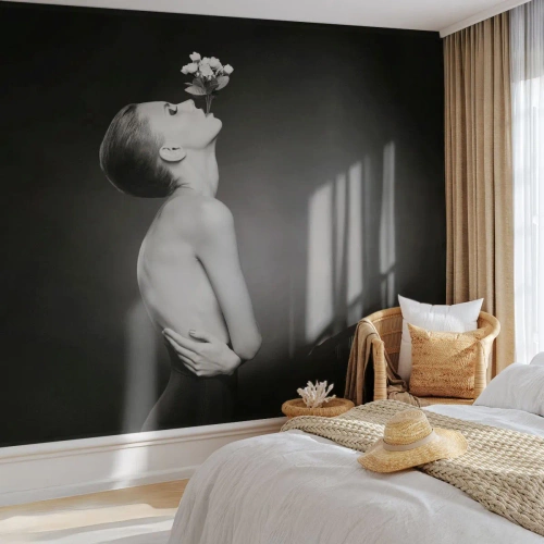 Fototapeta Premium Canvas - Excentrická elegance - Tělo, Květiny, Modelka - 400x280 cm