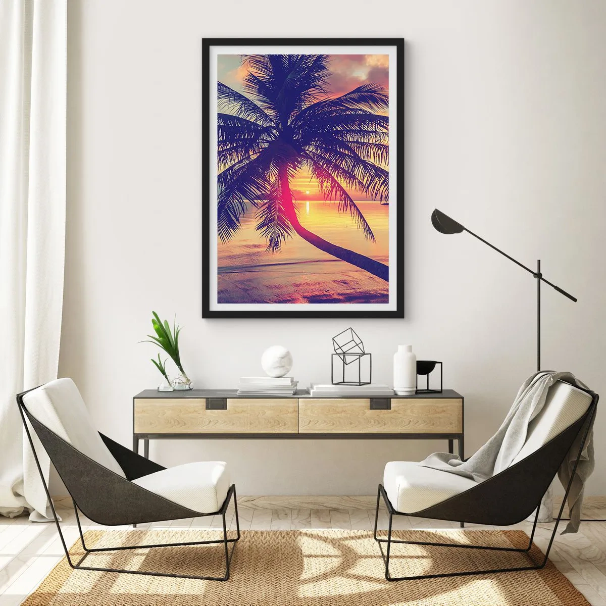 Plakát v černém rámu - Palma při západu slunce s výhledem na klidné moře - 50x70cm - Večer pod palmami - Moderní nástěnná dekorace do obývacího pokoje a ložnice ARTTOR