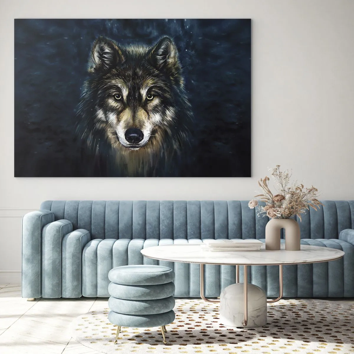 Obraz na skle - Vlk na tmavém lesním pozadí v realistickém stylu. - 70x50cm - Alfa? A omega - Moderní nástěnná dekorace do obývacího pokoje a ložnice ARTTOR