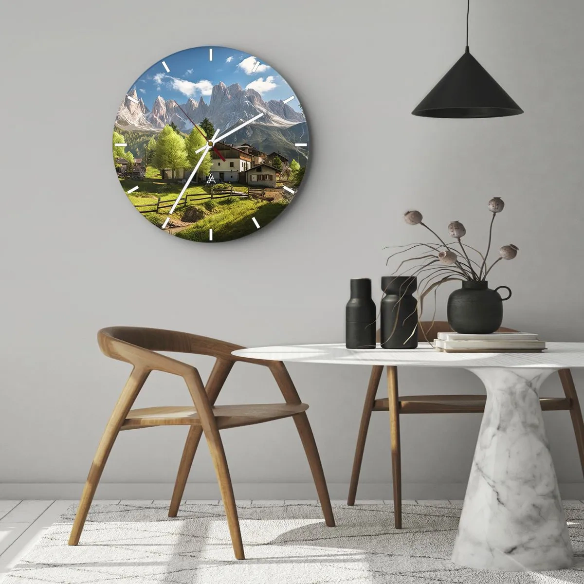 Nástěnné hodiny - Venkovská osada na úpatí hor za slunečného dne - 30x30cm - Alpská idyla - Moderní nástěnná dekorace do obývacího pokoje, kuchyně a ložnice ARTTOR