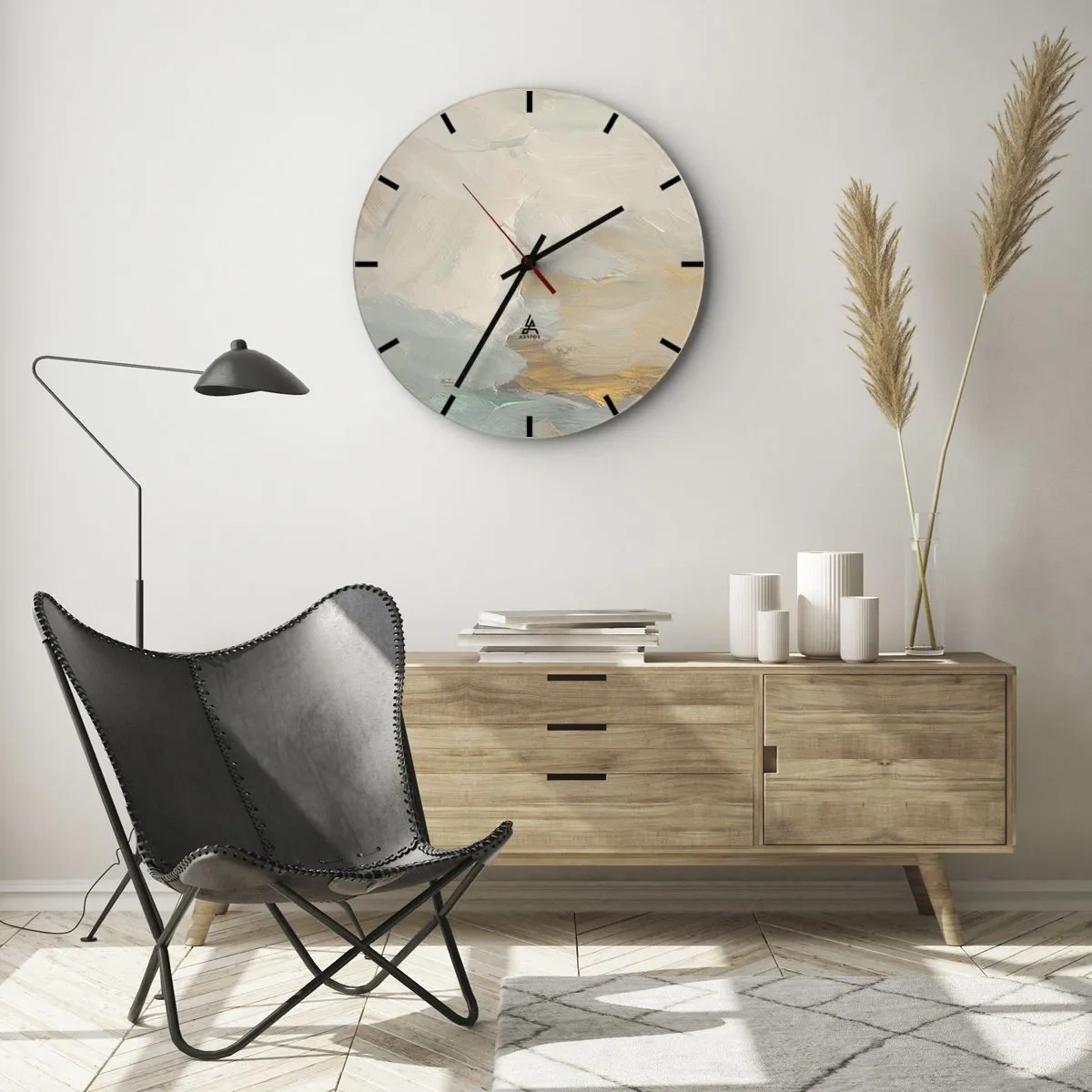 Nástěnné hodiny - Jemné tahy štětcem v béžové, modré a zlaté barvě - 30x30cm - Abstrakce – krajina něhy - Moderní nástěnná dekorace do obývacího pokoje, kuchyně a ložnice ARTTOR