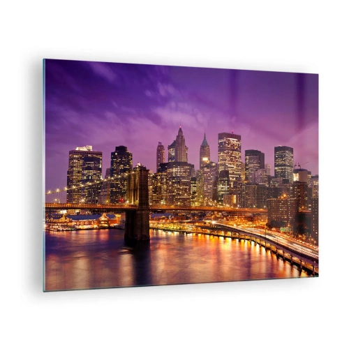 Obraz na skle - Večerní pohled na New York s Brooklynským mostem - 70x50cm - Fialovo-zlatý Manhattan - Moderní nástěnná dekorace do obývacího pokoje a ložnice ARTTOR