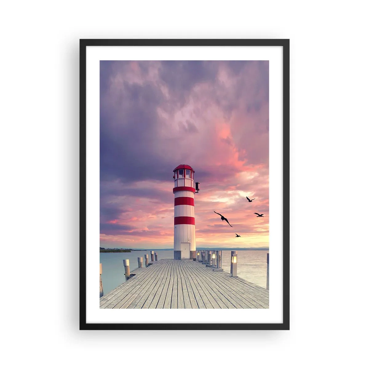 Plakát v černém rámu - Maják na pozadí západu slunce - 50x70cm - Čas jít do přístavu - Moderní nástěnná dekorace do obývacího pokoje a ložnice ARTTOR