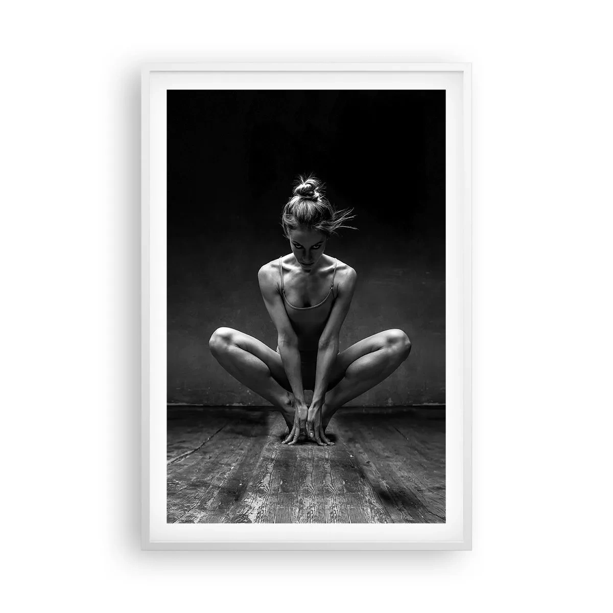Plakát v bílém rámu - Koncentrace taneční energie - 61x91 cm